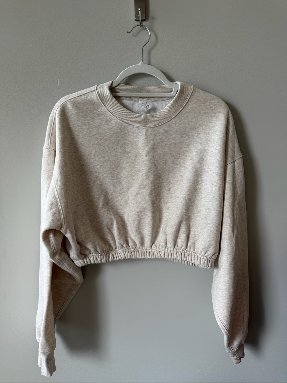 Alo Yoga Devotion Crew Neck Pullover Cropped Oatmeal Heather Size M